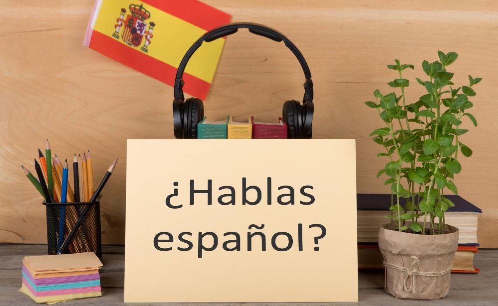 Ile czasu zajmuje nauka języka hiszpańskiego?